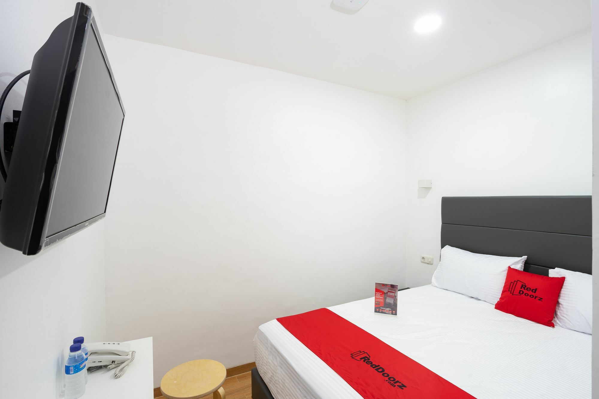 Reddoorz Plus @ Danau Sunter Utara Yakarta Exterior foto